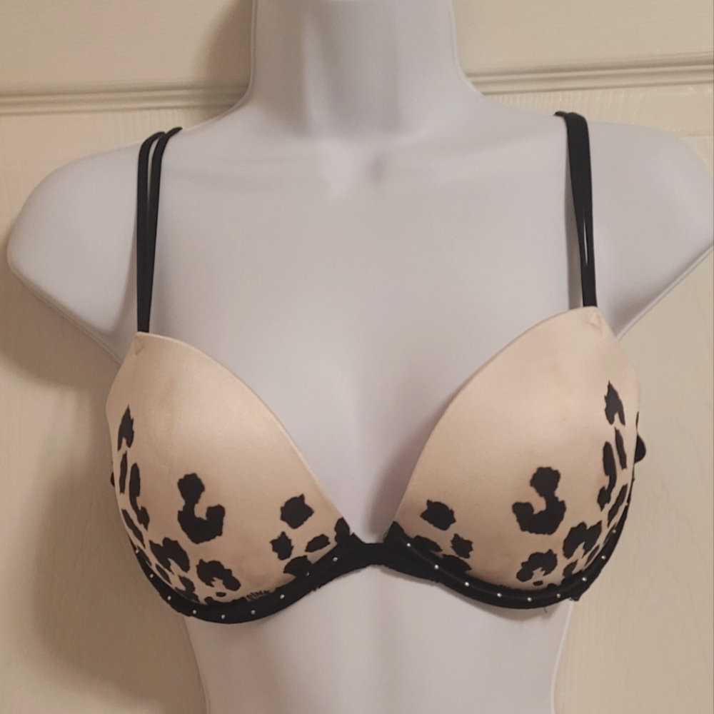 Heartbreaker 💔 Plunge Push Up Bra